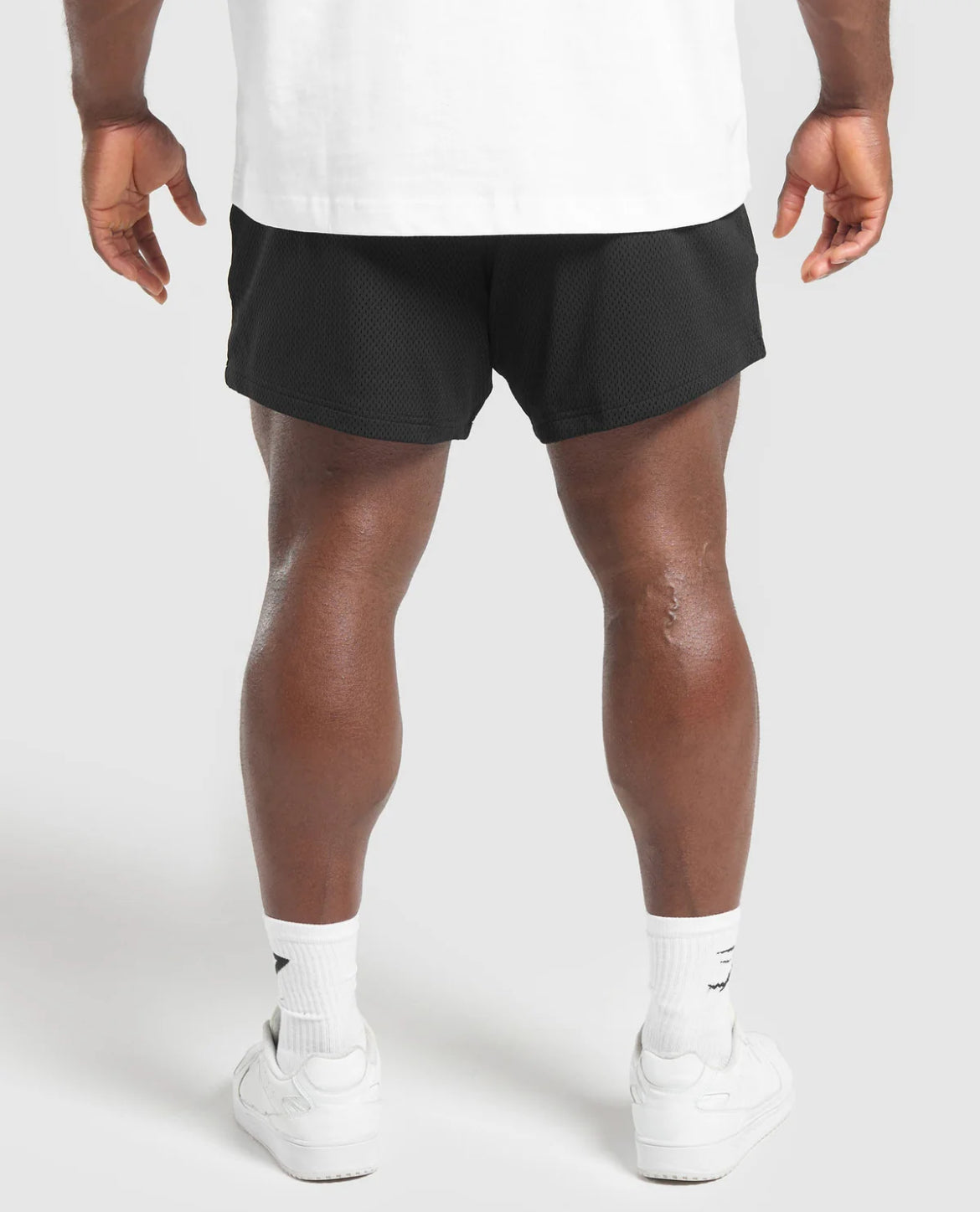 Lift Mesh 5” Shorts (Negro/Rojo)