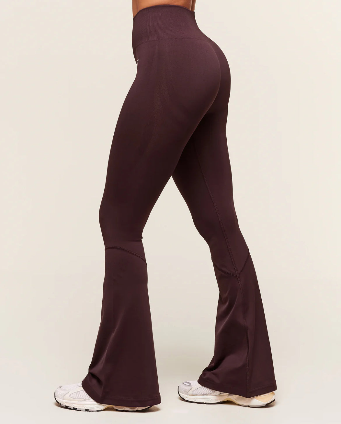 Everyday Seamless Flared Legging (Cherry Purple)