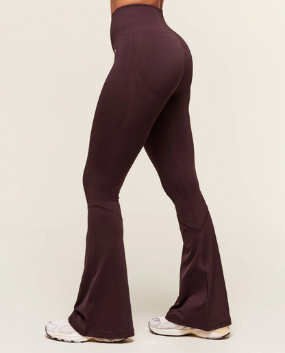 Everyday Seamless Flared Legging (Cherry Purple)