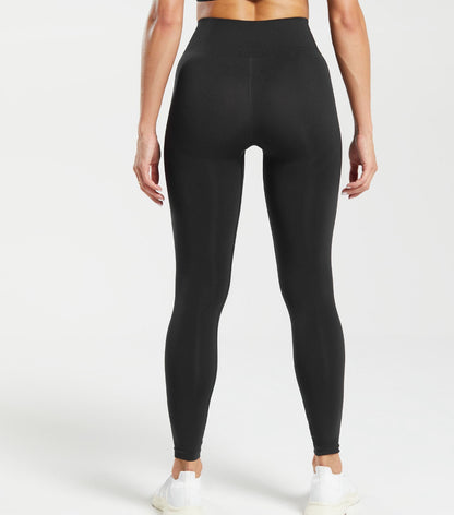 Everyday Seamless Leggings (Negro)